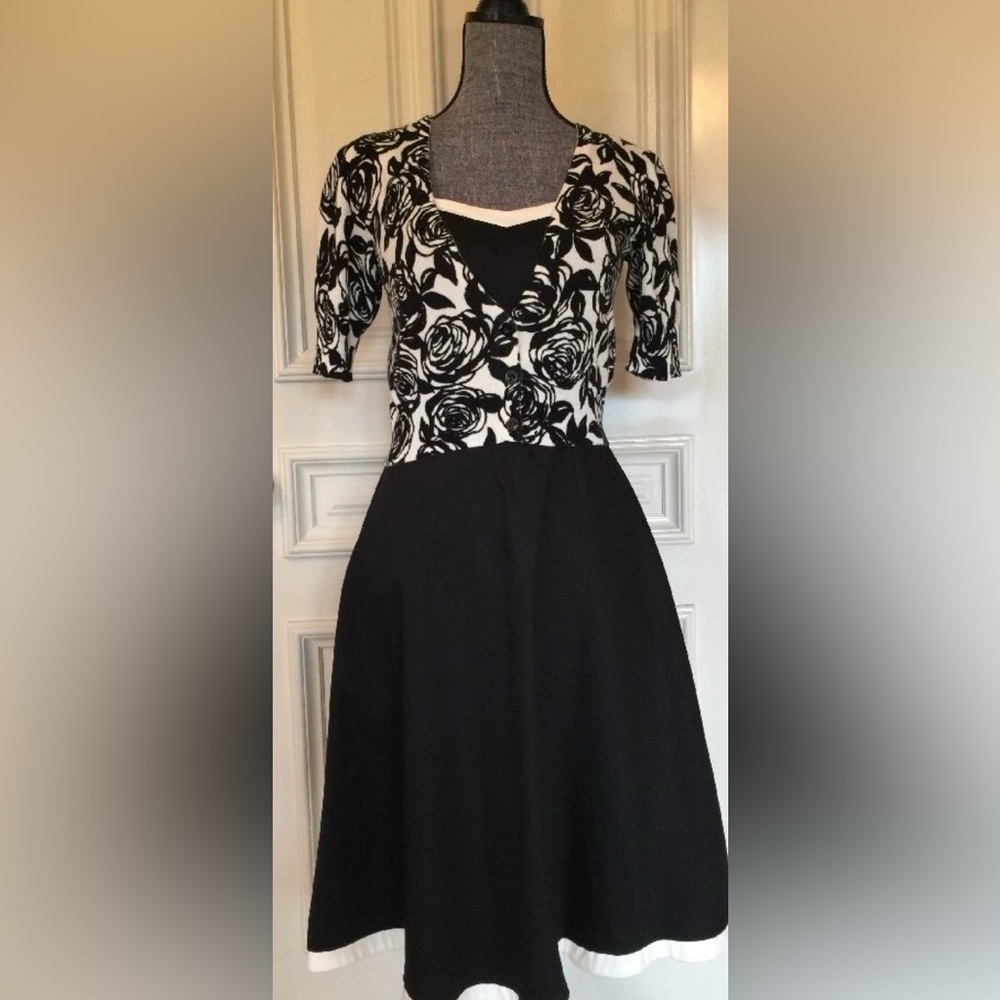 Dressbarn Black and White Rose Pattern Dress